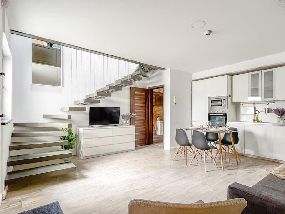 Ultracentral Modern Apartment Târgu-Mureş Exteriör bild
